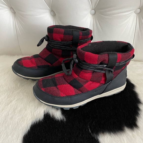 Sorel Whitney Red Buffalo Plaid Winter Booties NWOT - Picture 2 of 5